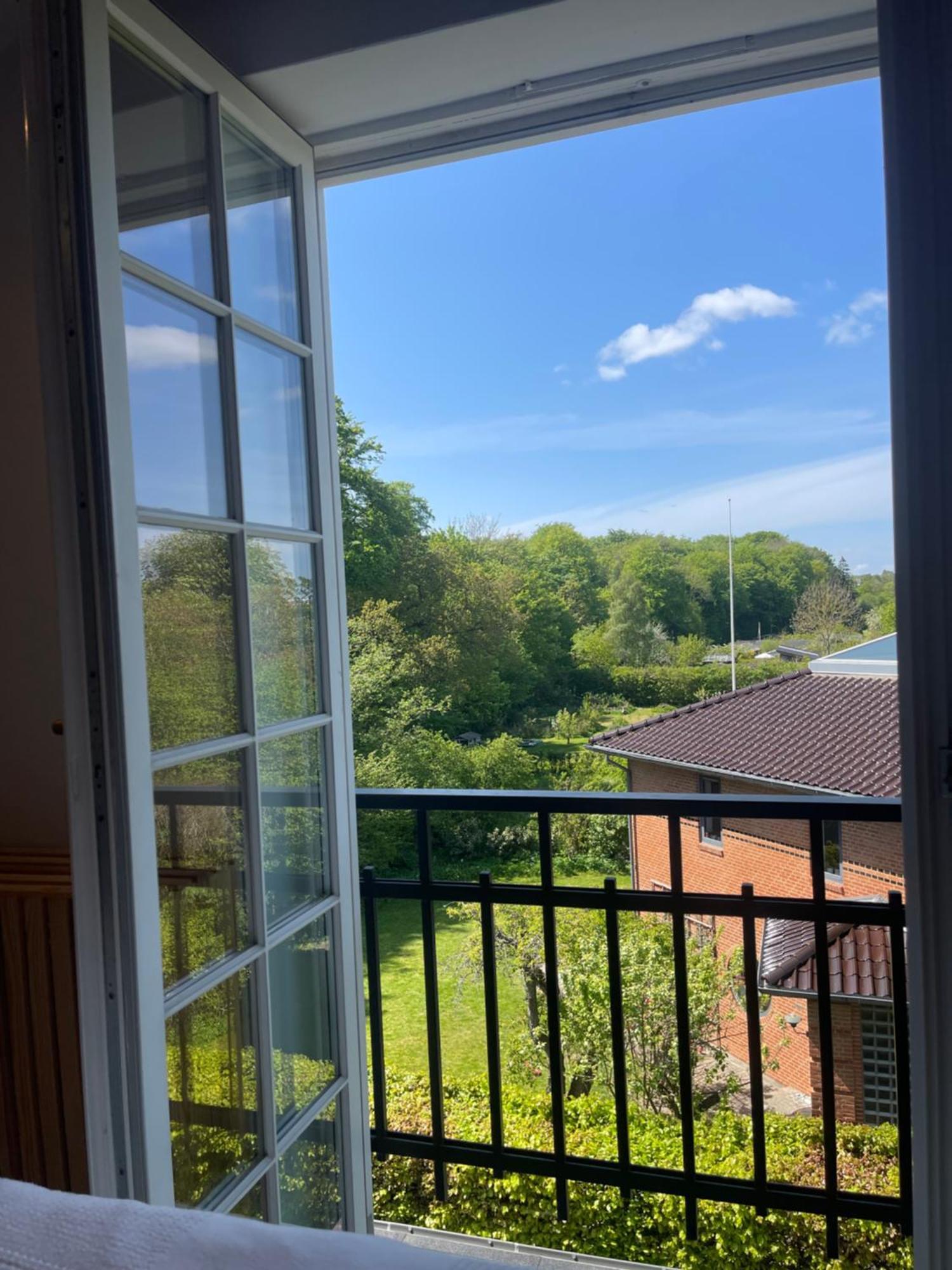 Eksklusiv Taglejlighed Med Hav- Og Skovudsigt Risskov Esterno foto